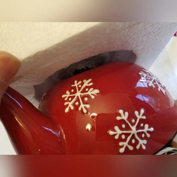 NIB 3 Pc Set Harry & David Snowdays Tea For One Lid Teapot Cup Red - Picture 7 of 10